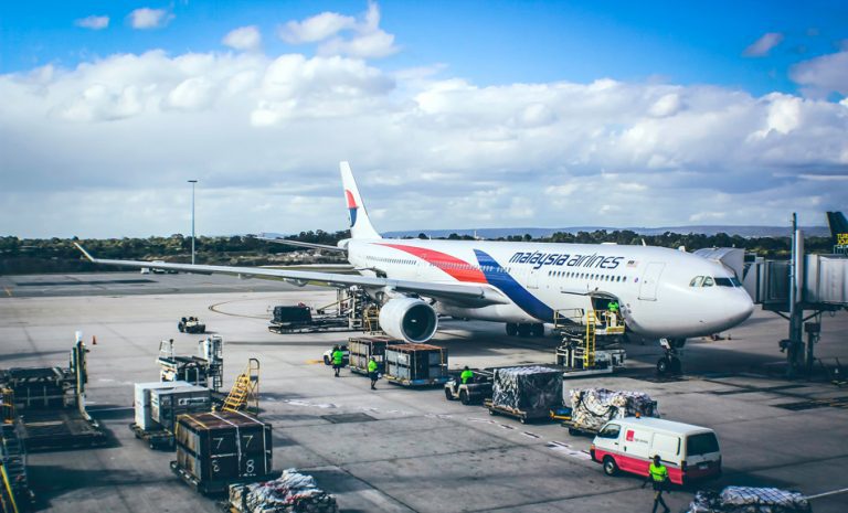 Guide to contact Malaysia Airlines and manage booking