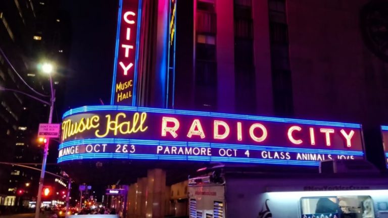 How to contact Radio City Music Hall in NYC