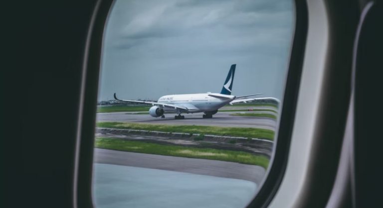 3 official ways to cancel your Cathay Pacific ticket