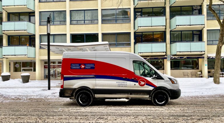 Canada Post: 3 ways to file claim for damage or lost package