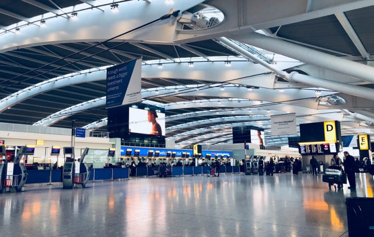 Guide to Heathrow Airport: Contact information and tips