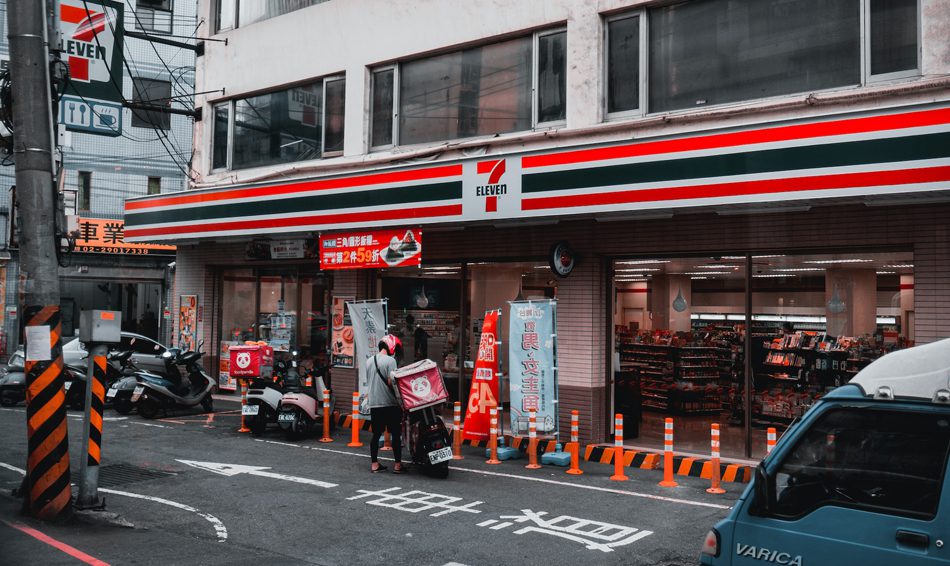 How to contact 7-Eleven in Taiwan