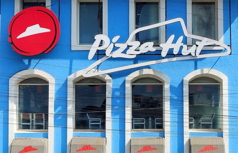 A complaint guide for Pizza Hut in Singapore